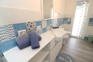 Beach Apartment- Fronte Spiaggia img9