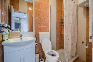 Two Bedroom Apartment Jose with Private Parking