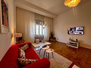 Breathtaking City Centre Views - Bright & Spacious 2BR