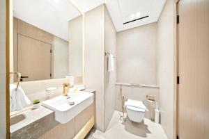 FIRST CLASS Studio Modern JVC Living