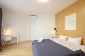 10-74 in RC Kvartet, 16Г Vasyl Lypkivskyi Street,Petrovdom Apartments