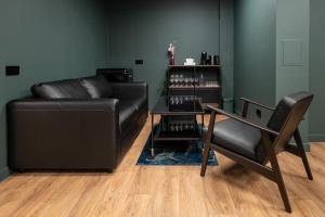 BDSM Play Apartments