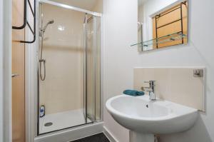 Bluebird Manchester Suites