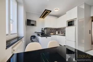 Apartament Leaf and Stone by LookAp