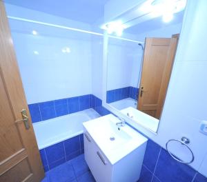 La Volta II Orangecosta