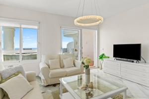 Pool and Sea Views A106