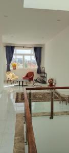 Hongs family house 2