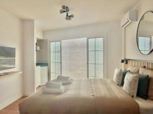 Pedro apartment -Terraza + vistas al mar + piscina