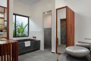 Two Seasons Siem Reap Hotel