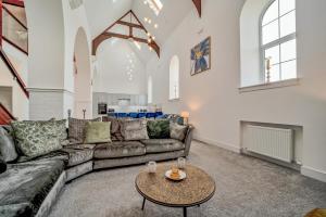 6 Bed in High Bonnybridge oc-b36040