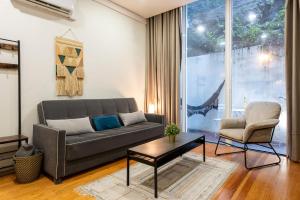 BmyGuest - Patio de Santa Catarina Apartment