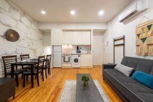 BmyGuest - Patio de Santa Catarina Apartment