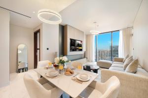 FIRST CLASS 2BR Modern Vibes Urban Luxury