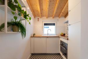 Modern & Stylish Apartments with Terrace by HostWise