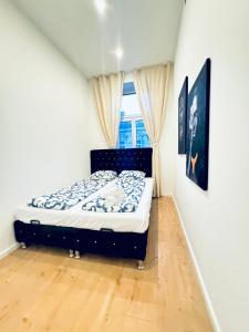 Stylish 3-Bedroom Stay Close to Kaufpark Alterlaa