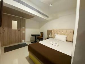 Ango Plaza Hotel