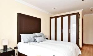 Seaside Heaven in Exclusive Naighbourhood