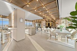 FIRST CLASS Studio Classy Comfort Pearl House