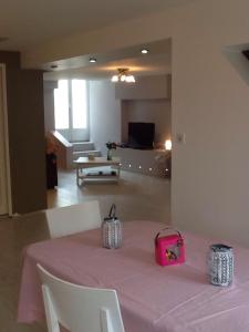 Maison de village entière type 5