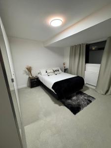 Cozy Private Room with Private Bathroom