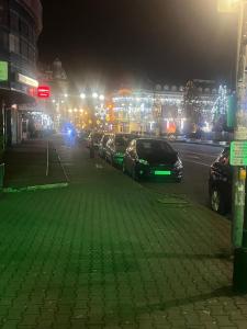 Apartament Luxe Ultracentral Ploiești Hotel Central la 100 m Hotel Prahova la 50 m Self Check-in