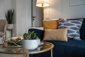 central! work friendly apartment & 2x2m Bed