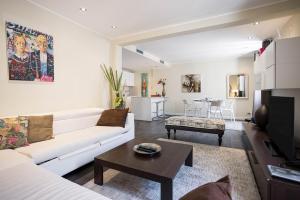 Notre Dame - Terrace, AC, 3mn from Palais & Beach, modern