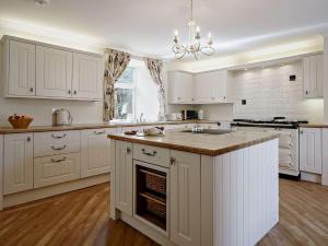 3 Bed in Biggar 82924