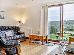 2 Bed in Dunvant 40480