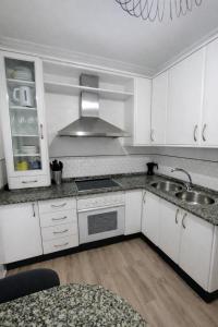 Apartamento 3 dormitorios con garaje y wifi gratis a pocos minutos del centro de Jerez