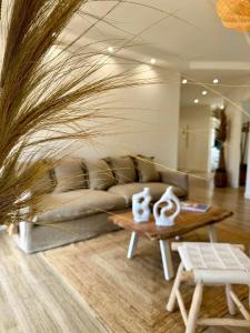 Isola Bella - Piscine, terrasse, calme, à 15 min de la plage