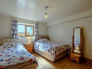 5 Bed in Pilling 40993