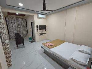 Hotel Rama-inn Lodging and Restaurant