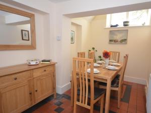 3 Bed in Rousdon WESLO