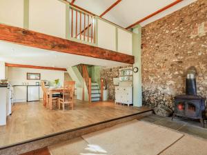1 Bed in Sidmouth oc-swcom