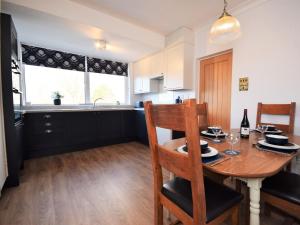 2 Bed in Instow SANDB