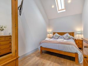 2 Bed in Winterton-on-Sea LOWFA