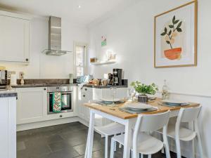 2 Bed in Newquay oc-90652