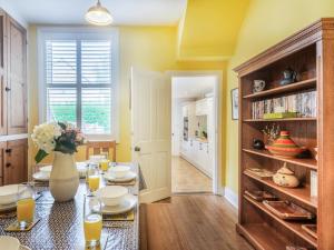 3 Bed in Knaresborough oc-74150