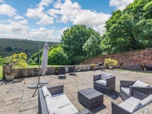 3 Bed in Cressbrook 94110