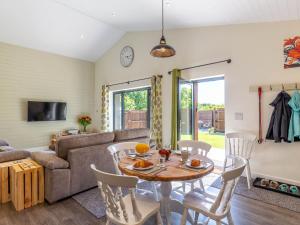 3 Bed in Gulval 76685