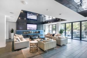 1BR Mission Bay w Gym nr Caltrain SFO-26