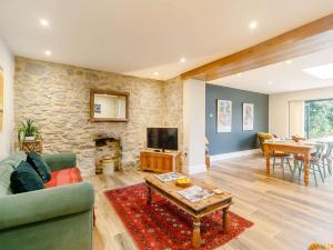 2 Bed in Treverva 89983