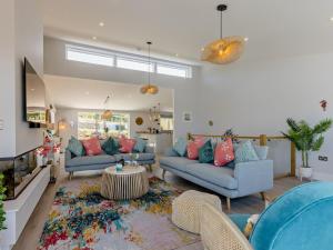 4 Bed in Appledore oc-92041