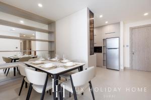 LUX The Hadley JVC Suite