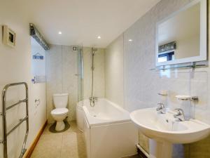 3 Bed in South Molton oc-hilro