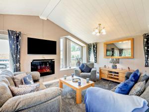 2 Bed in Cavers 96262