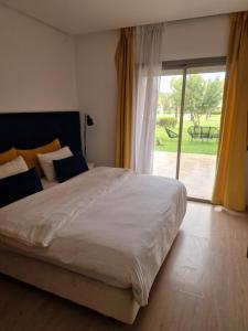 Prestige Lux Garden Pool Golf