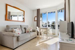 Vistamarina 402A By IVI Real Estate