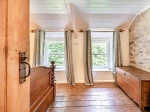 3 Bed in Ciliau Aeron 55308